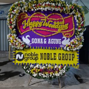 Papan Bunga Happy Wedding = 235