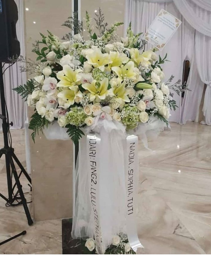 Standing Flower = 254
